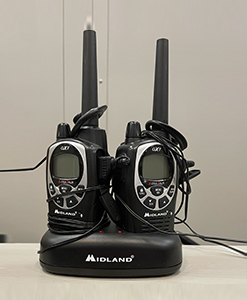 walkie-talkie-headset